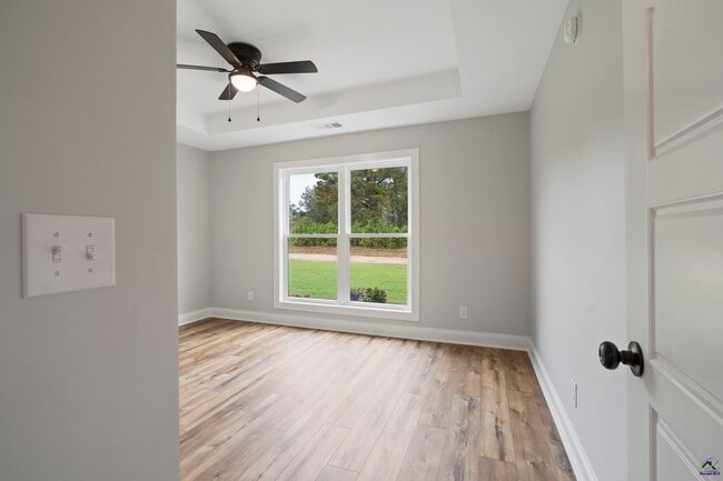 Building Photo - 168 Camden Way