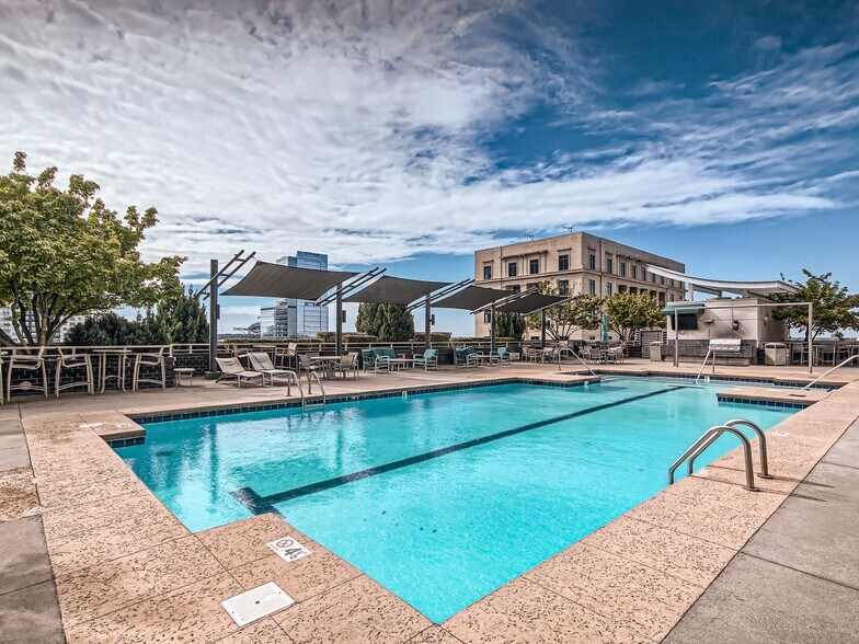 Pool deck - 333 W Trade St