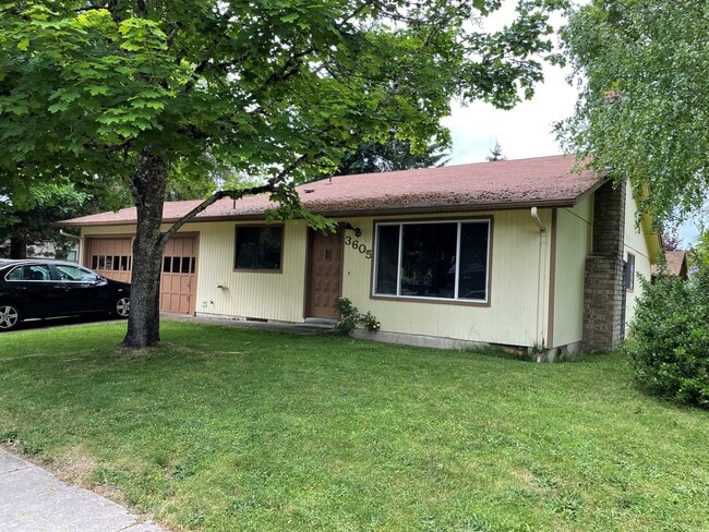 Building Photo - 3605 NW Tyler Pl