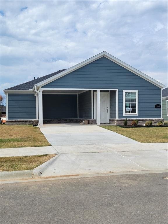 Building Photo - 555 N Cresswell Dr