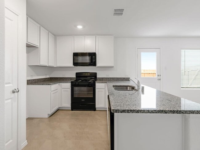 Building Photo - 7109 Gray Wolf Ln
