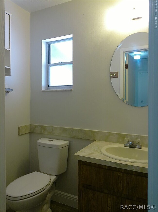 Building Photo - 29 New Florida Ave