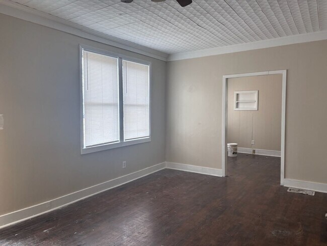 Building Photo - 4052 N State St