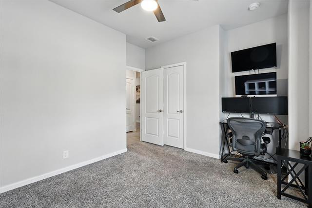 Building Photo - 1316 Coyote Ridge