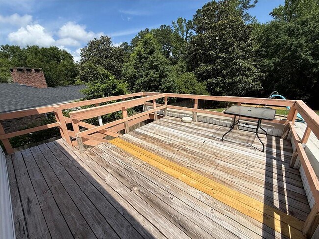 Building Photo - 3512 Shadowwood Ct