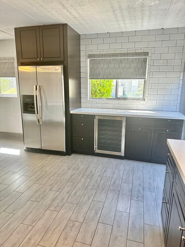 Building Photo - 3637 E Monterosa St