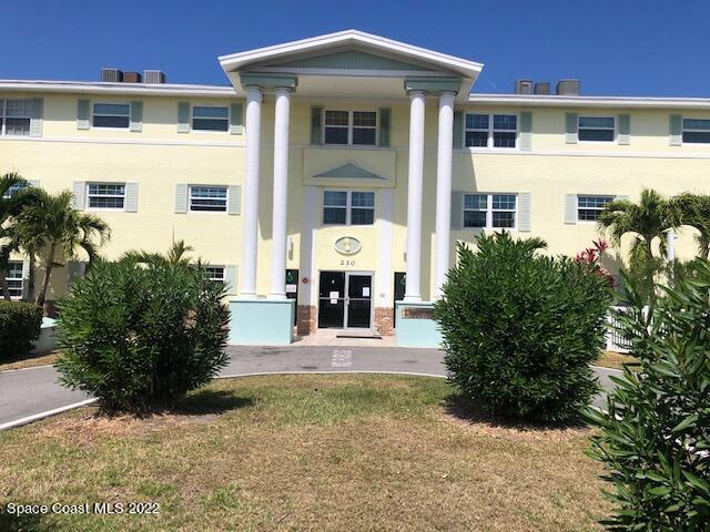 Primary Photo - 230 Columbia Dr