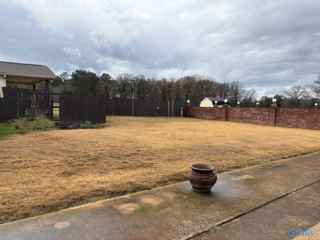 Building Photo - 19372 Huntsville Brownsferry Rd