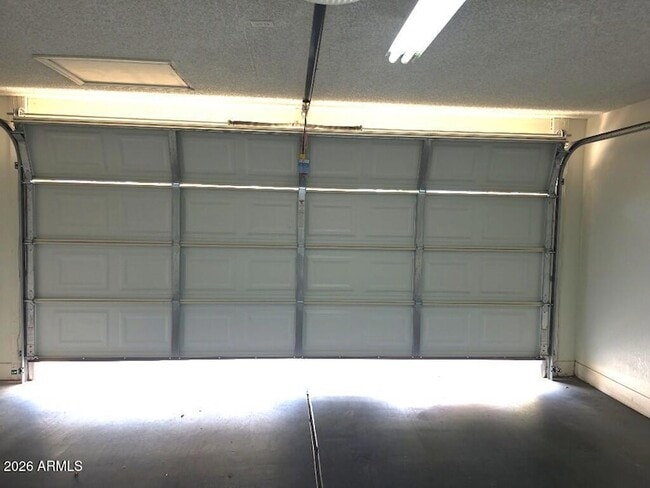 Building Photo - 3034 E Villa Maria Dr