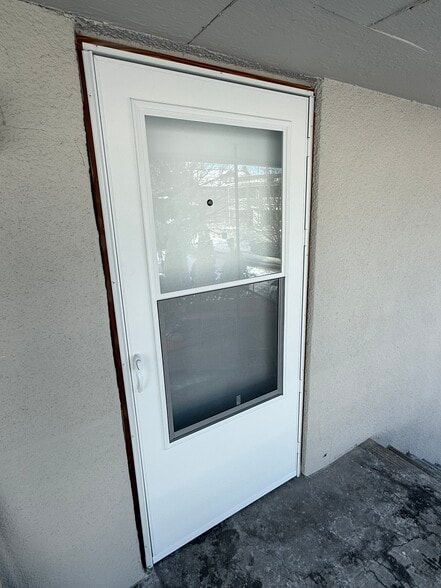 Building Photo - 87 E 4th Ave