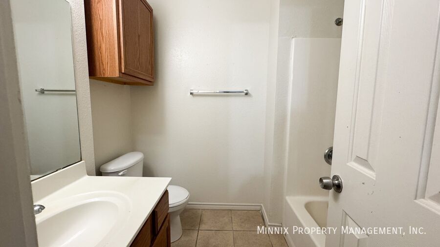 Building Photo - 5415 Marshall St