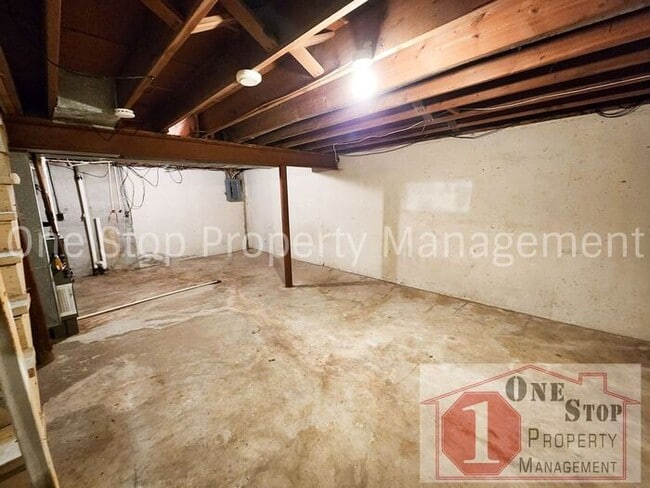 Building Photo - Cute 2-bedroom, 1-bathroom in Independence!