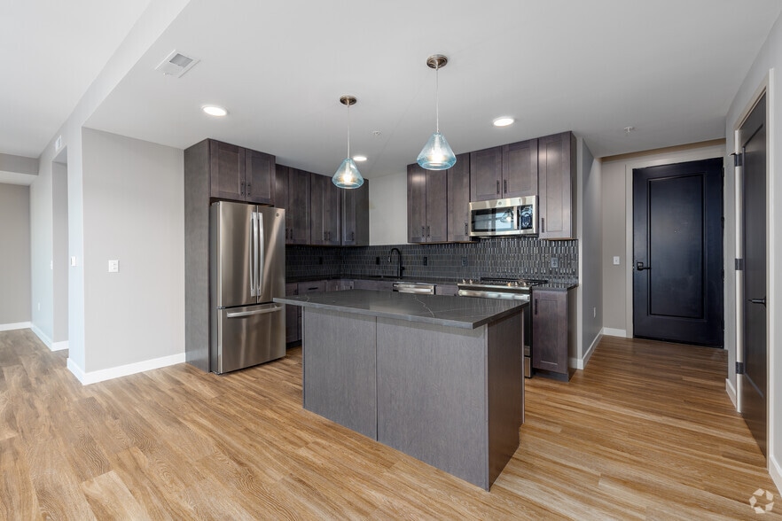Vancouver 2BD 2BA - Kitchen - Expo at Forest Park