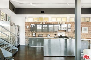 Building Photo - 1513 9th St