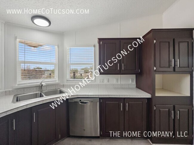 Building Photo - 12151 W Blue Quail Pl