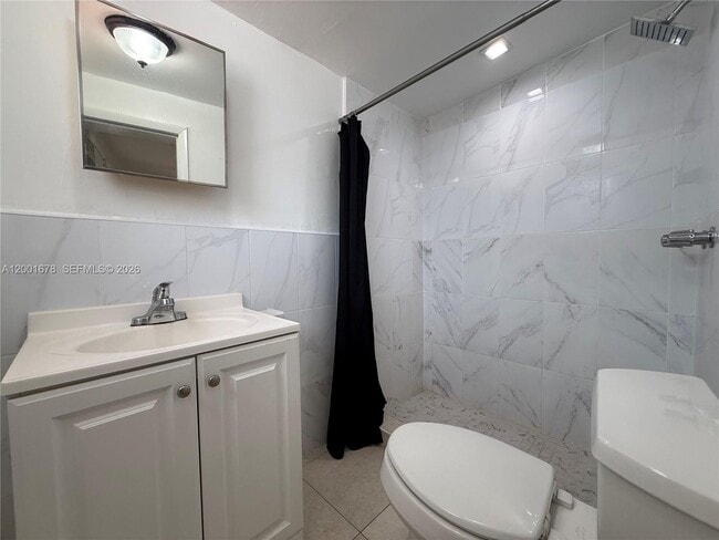 Building Photo - 1220 SW 78th Ave