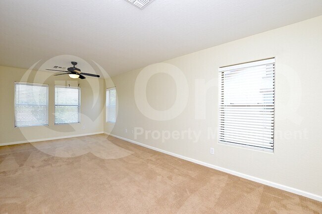 Building Photo - 3028 E Patrick St