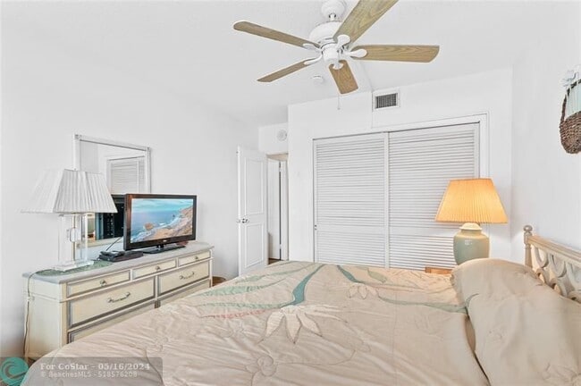 Building Photo - 4010 Galt Ocean Dr