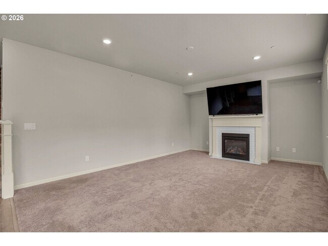 Building Photo - 15487 SE Hawthorne Mdws St