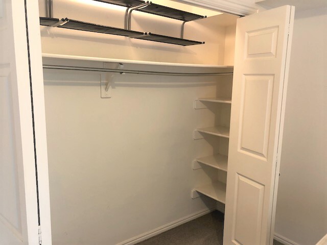 Building Photo - 541 E 500 N