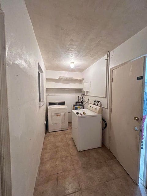 Building Photo - 4941 NW 55th St