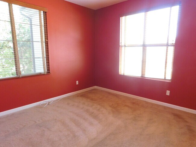 Building Photo - San Marcos 5Br Executive House Avail $6690 TEXT 858-774-1574