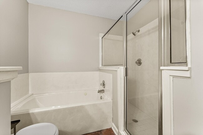 Building Photo - 7016 S Estacada Way