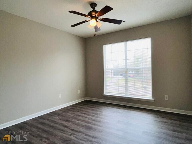 Building Photo - 311 Cranford Mill Dr
