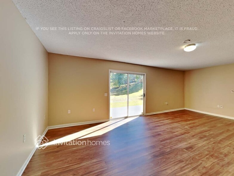 Building Photo - 123 Wilton Pl