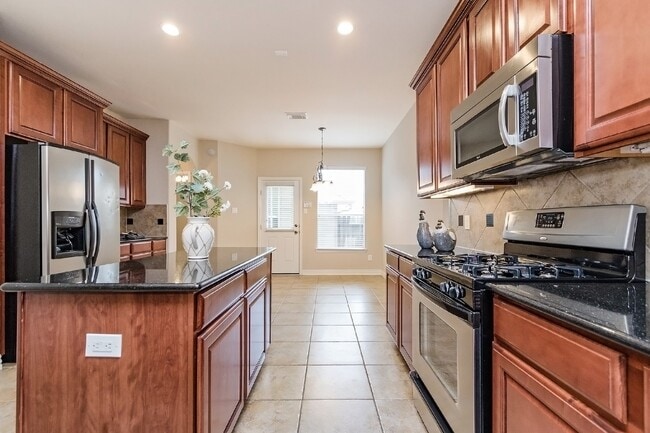 Building Photo - 39 Medley Ln