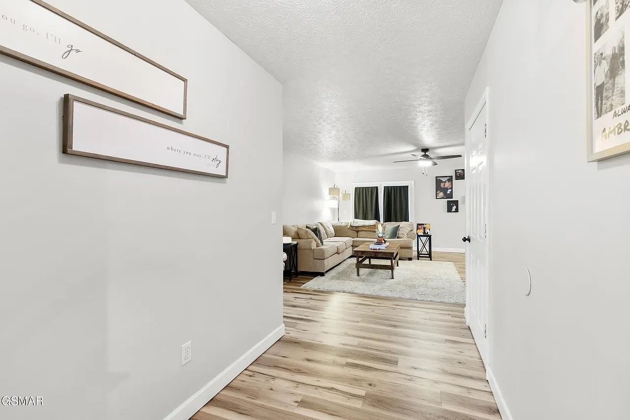 Building Photo - 2121 Turkey Trail