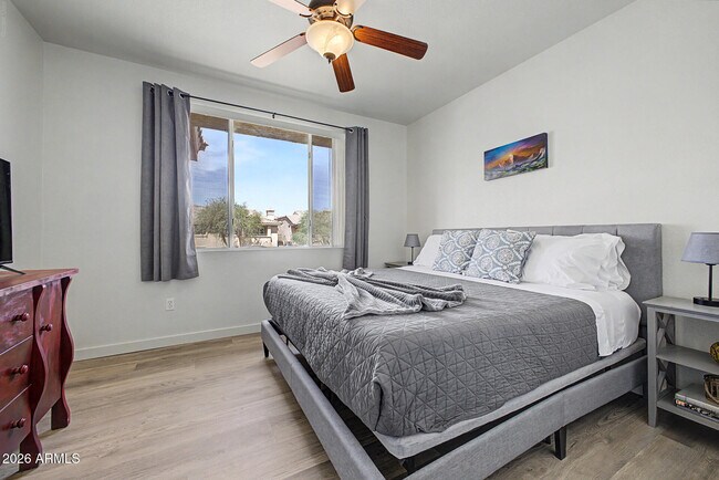 Building Photo - 16013 S Desert Foothills Pkwy