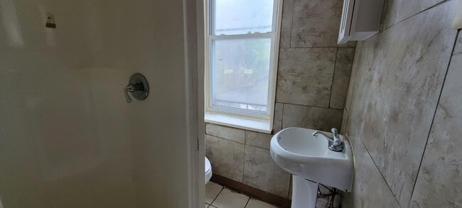 Building Photo - 5426 Christian St