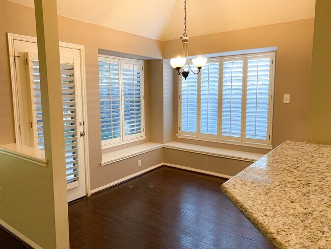 Building Photo - 19219 Sarah Ann Ct