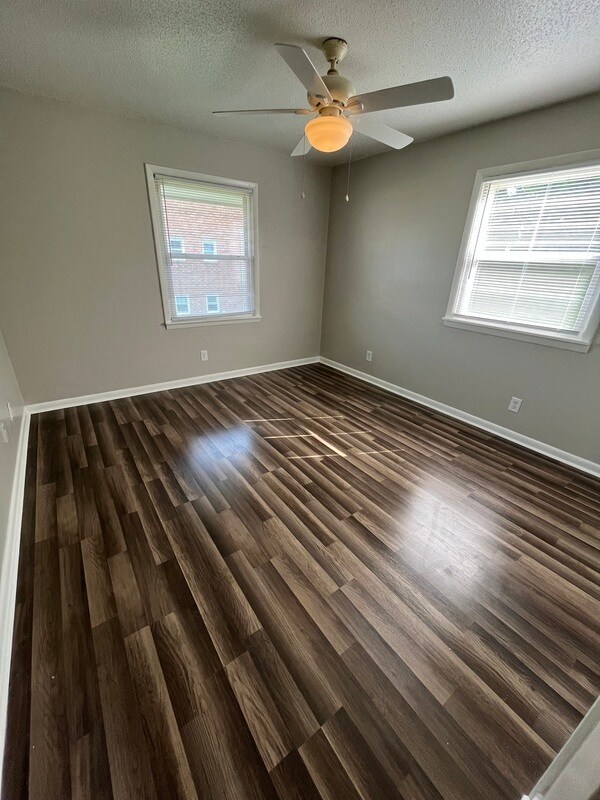 Building Photo - 2833 N O.Henry Blvd