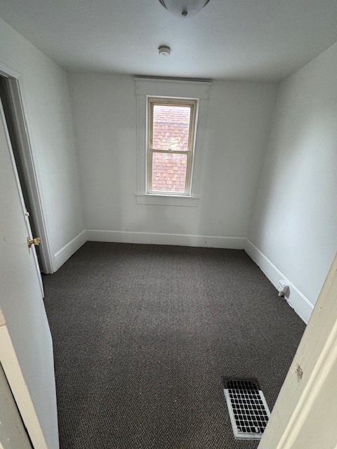 Building Photo - 307 N 14th St