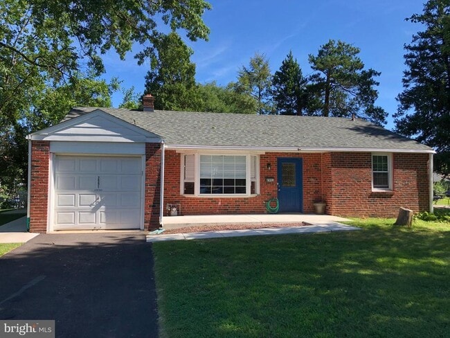 Primary Photo - 2991 Goentner Rd