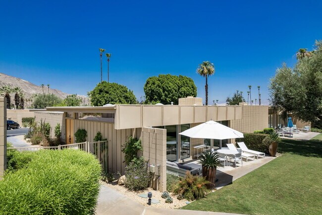 Building Photo - 72915 El Paseo