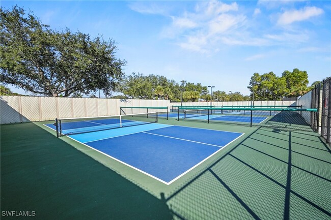 Building Photo - 9200 Highland Woods Blvd