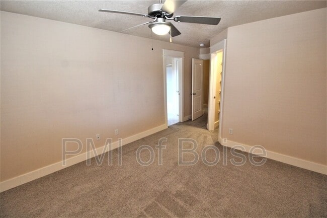 Building Photo - 2218 S Dorothy Ave