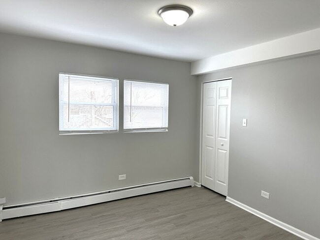 Building Photo - 8635 84th Ct