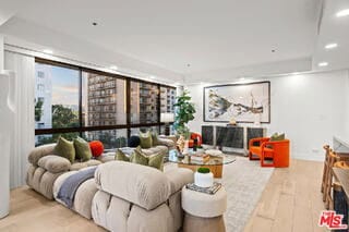 Building Photo - 10750 Wilshire Blvd