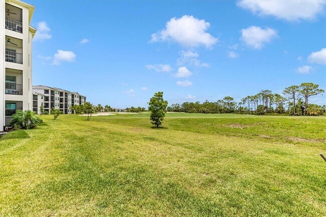 Building Photo - 12280 Wellen Golf St