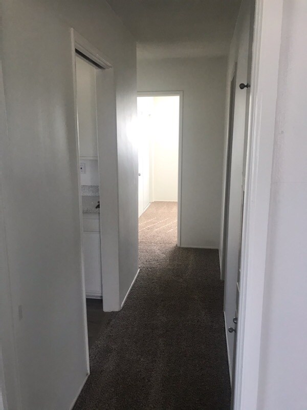 Building Photo - 2611 E Broadway