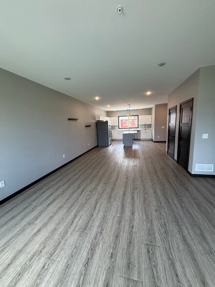 Building Photo - 3056 Bluestem Trl
