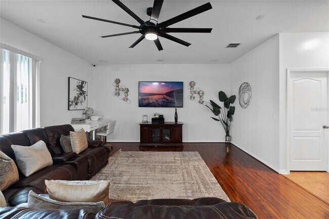 Building Photo - 15210 Montesino Dr