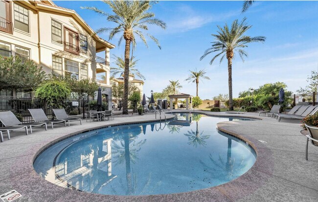 Building Photo - 7291 N Scottsdale Rd