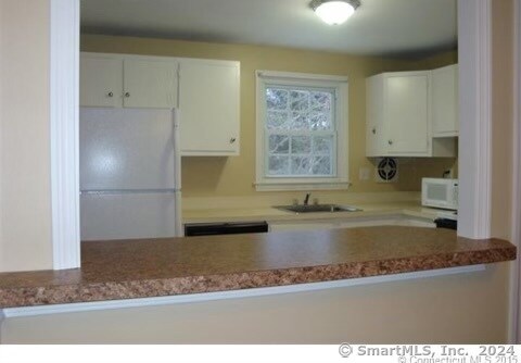 Building Photo - 55 Grandview Dr