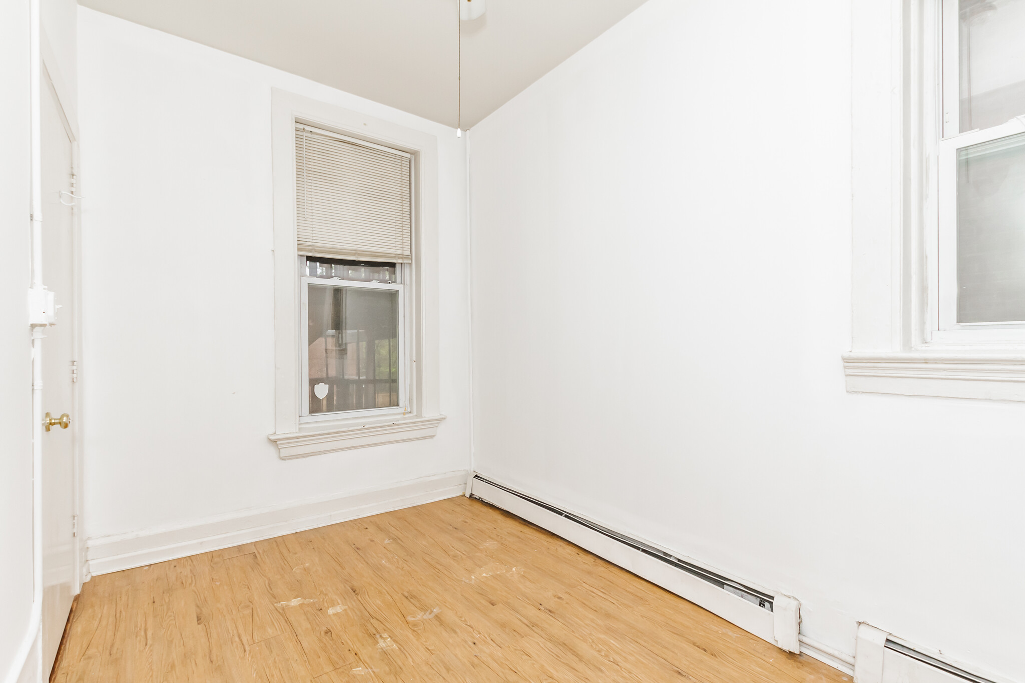Bedroom 3 - 1365 N Leavitt St
