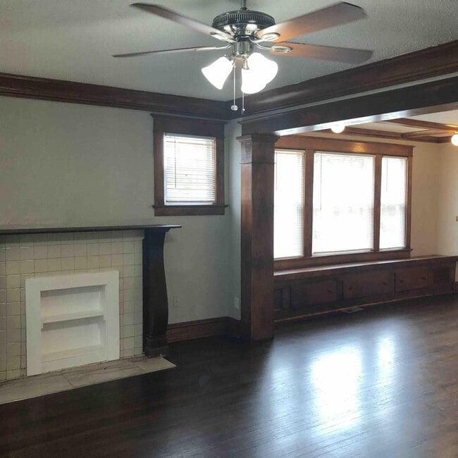 Building Photo - 4042 College Ave